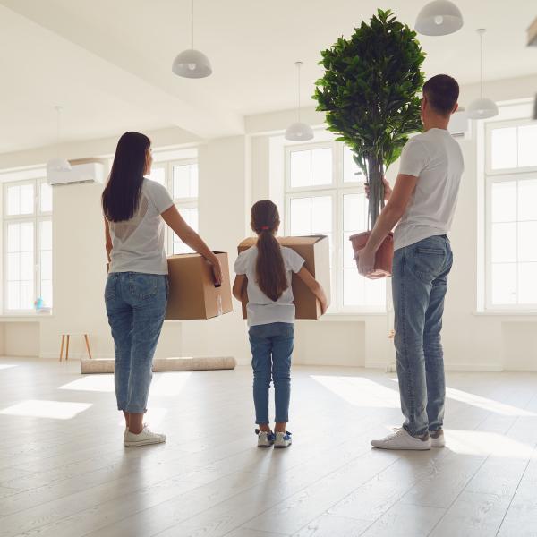 family packing up to move